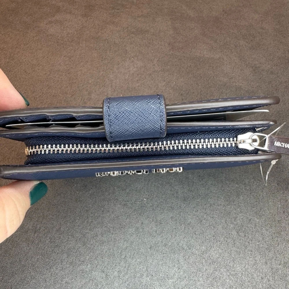 Michael Michael Kors Jet Set Travel Navy Leather Zip Wallet | NWT - Picture 7 of 13